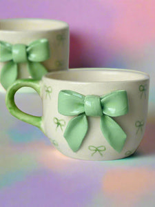 Green Bow Mug Detail