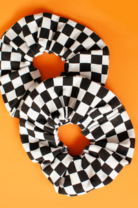 Checkered Scrunchy-WORM